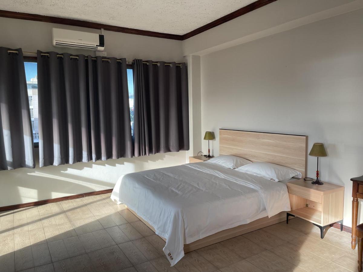 Kirin Guesthouse And Restaurant Port Louis Kültér fotó
